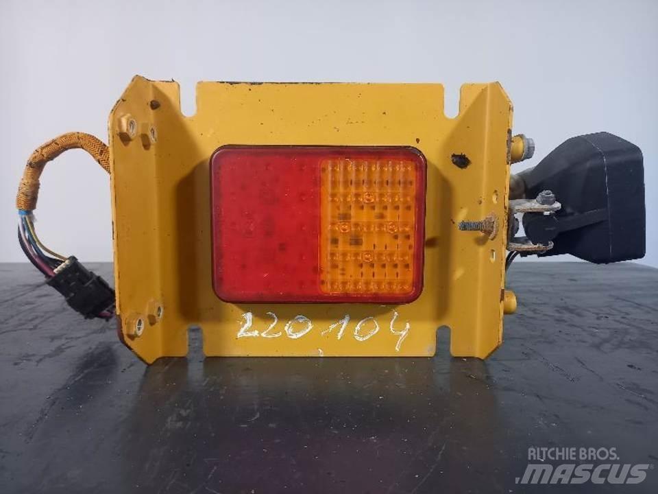 CAT 770 Kabine i unutrašnjost