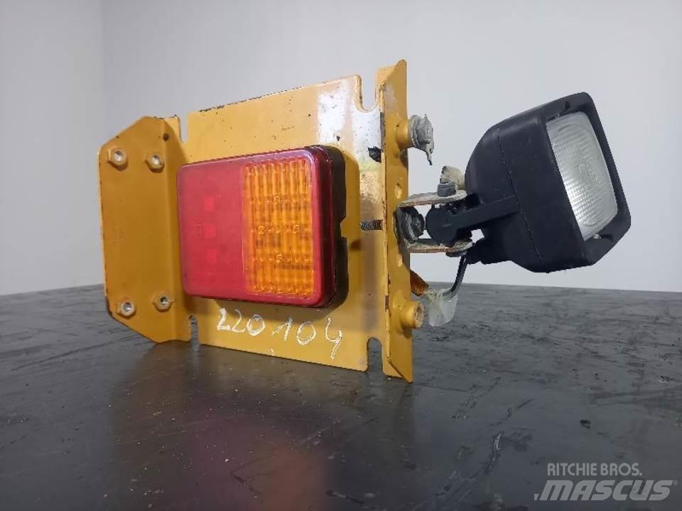 CAT 770 Kabine i unutrašnjost