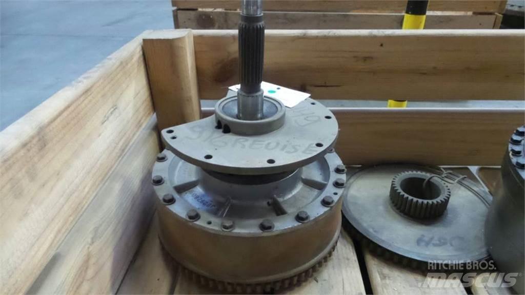 CAT 916 Transmisija