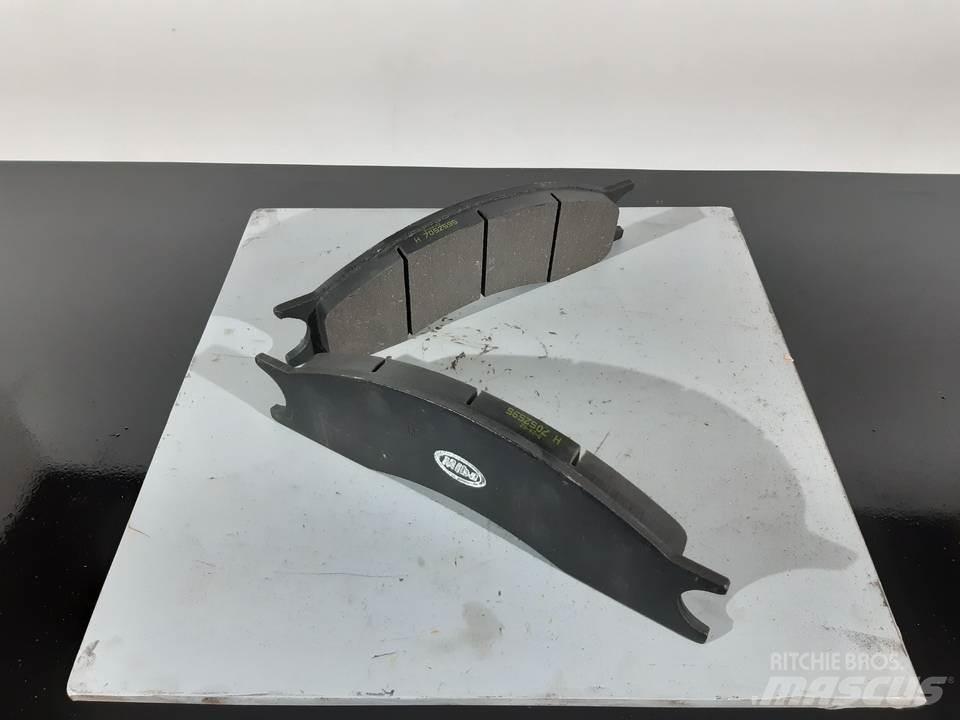 CAT 930 Gusenice za građevinarstvo