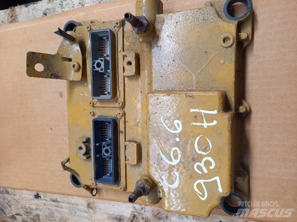 CAT 930H Kabine i unutrašnjost