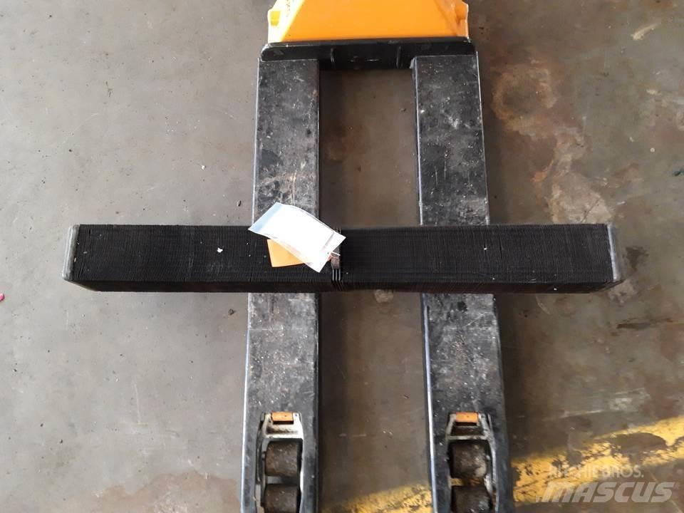 CAT 970F Motori za građevinarstvo