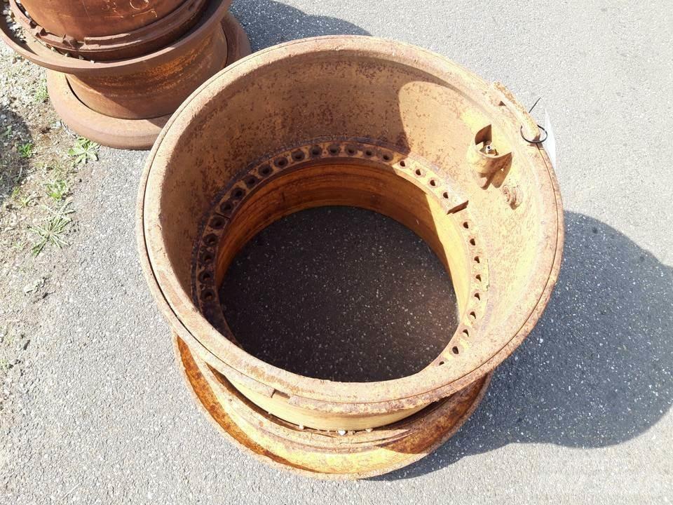 CAT 988B Gusenice za građevinarstvo