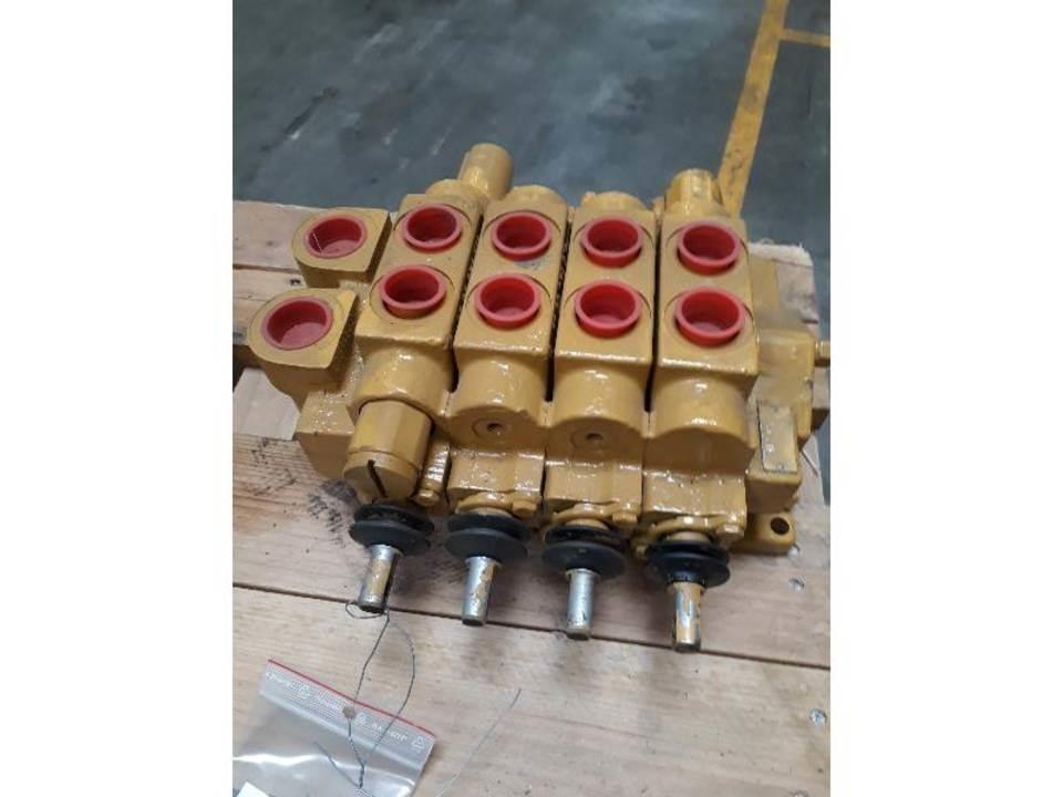 CAT D4H Hidraulika