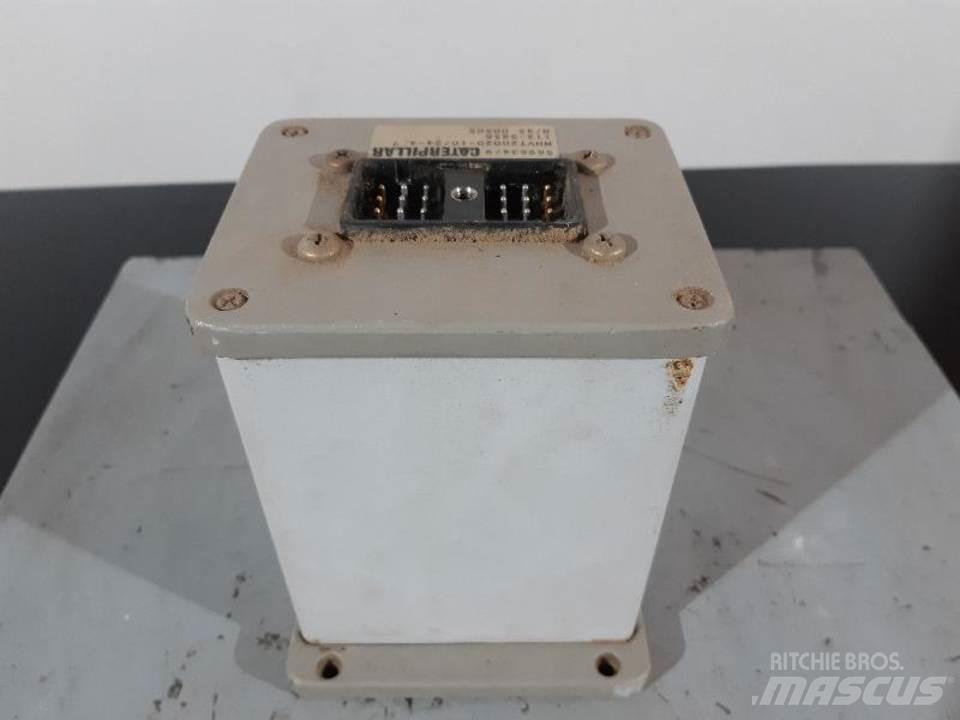 CAT M318 Kabine i unutrašnjost