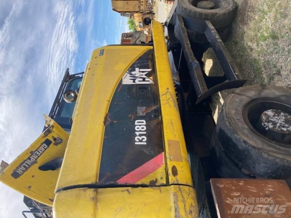 CAT M318D Kabine i unutrašnjost