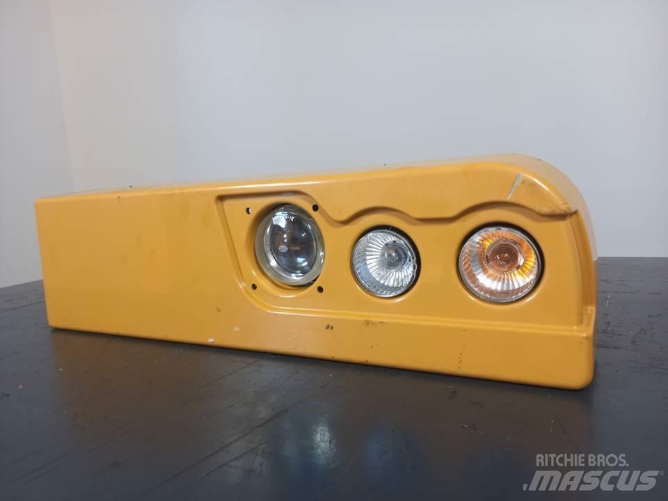 CAT M320F Kabine i unutrašnjost
