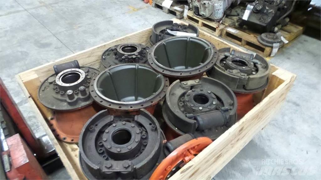 O&K F106A Transmisija