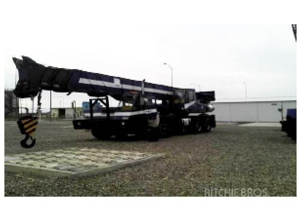 P&H T1000 All terrain cranes