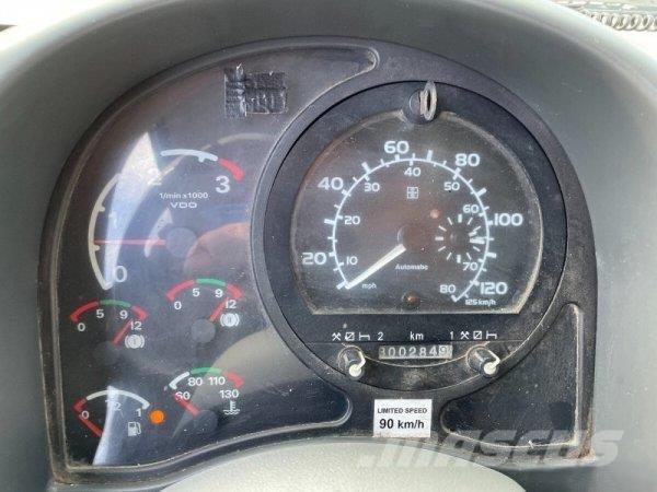 Avia D90 (4x2, Cummins) Rol kiper kamioni sa kukom za podizanje tereta