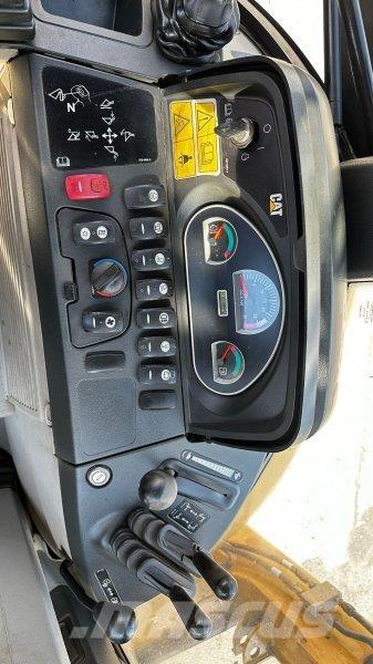 CAT 432 E Rovokopači