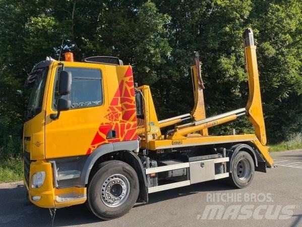 DAF CF 370 Rol kiper kamioni sa kukom za podizanje tereta