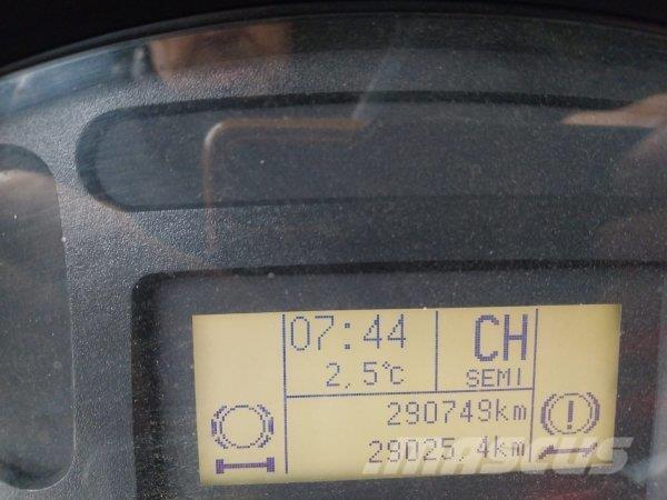 Iveco Trakker 450 Kiperi kamioni