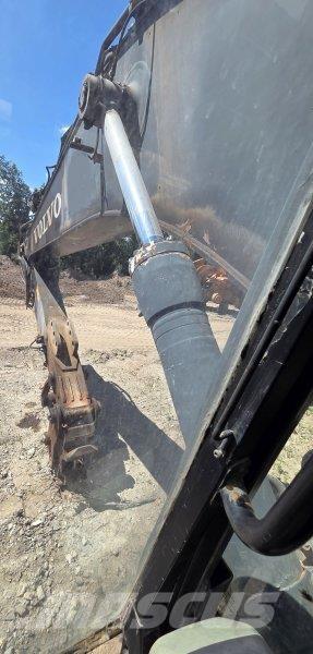 Volvo EC 210 CL Bageri guseničari