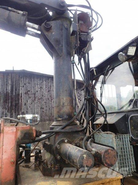 ZTS LKT 120 + přívěs Mašine za sečenje drveća