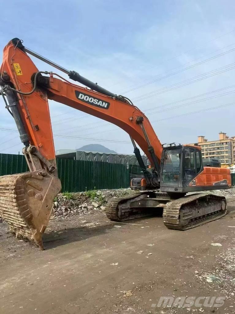 Doosan DX420LC Bageri guseničari