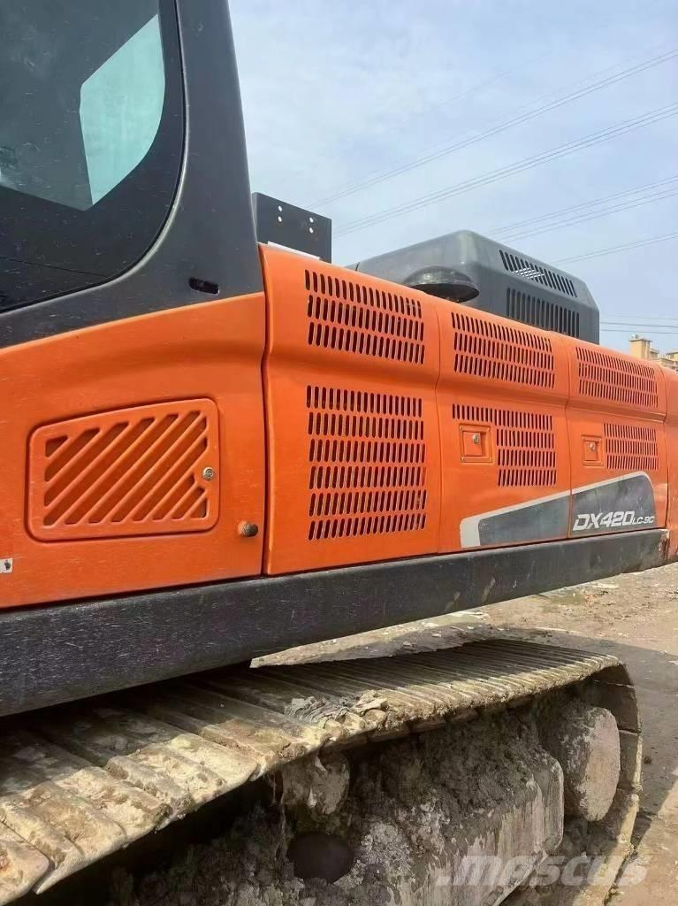 Doosan DX420LC Bageri guseničari