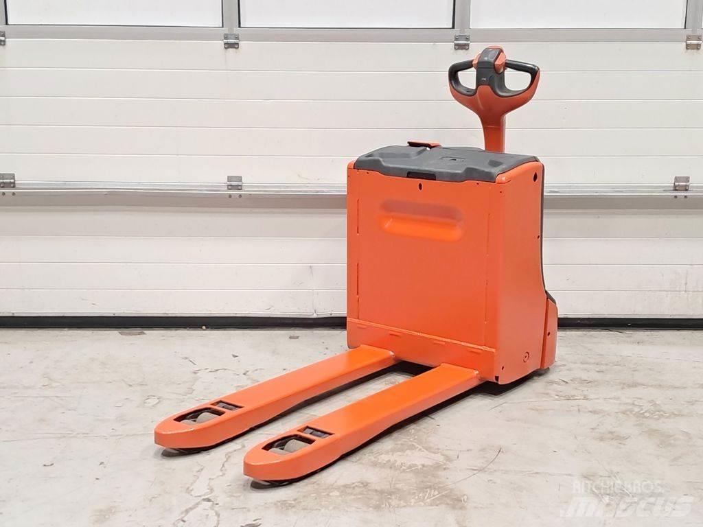 Linde T16 Nisko podizni električni viljuškar