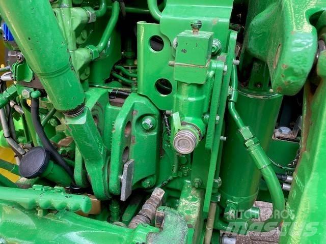 John Deere 6155 R Traktori