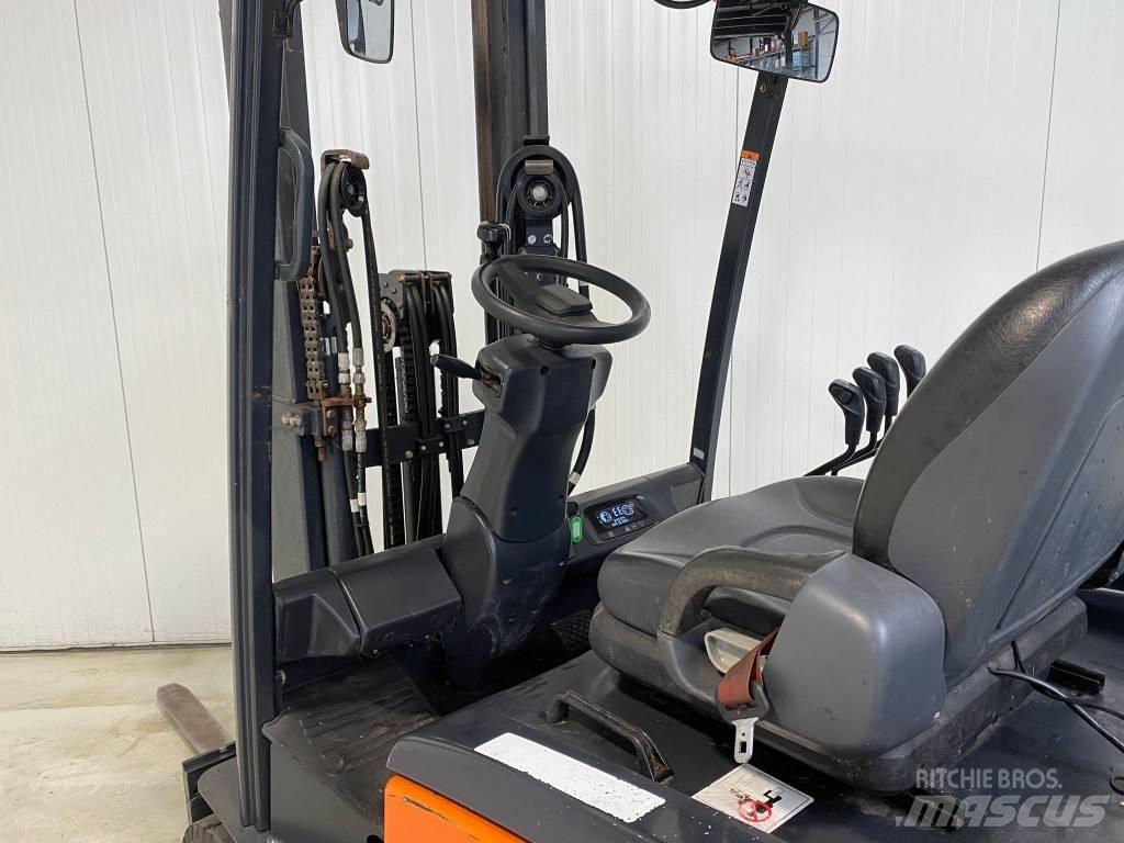 Doosan B25X-7 Električni viljuškari