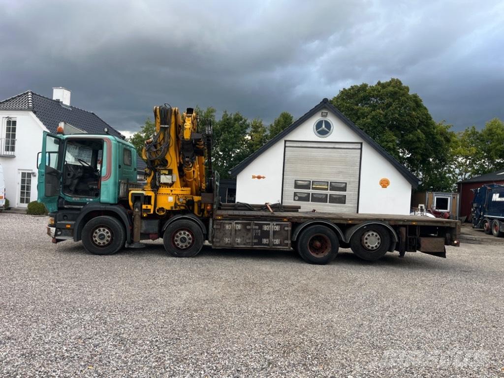 Scania 124 G 420 Kamioni sa kranom