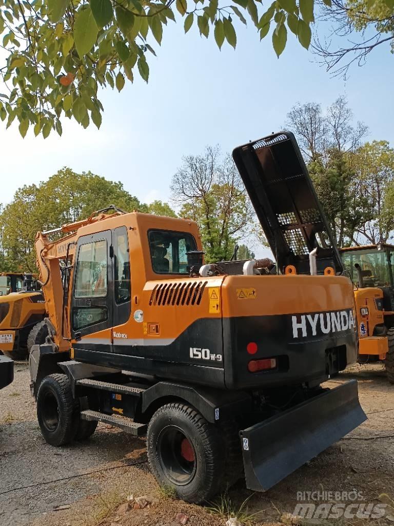 Hyundai 150W-9 Bageri guseničari