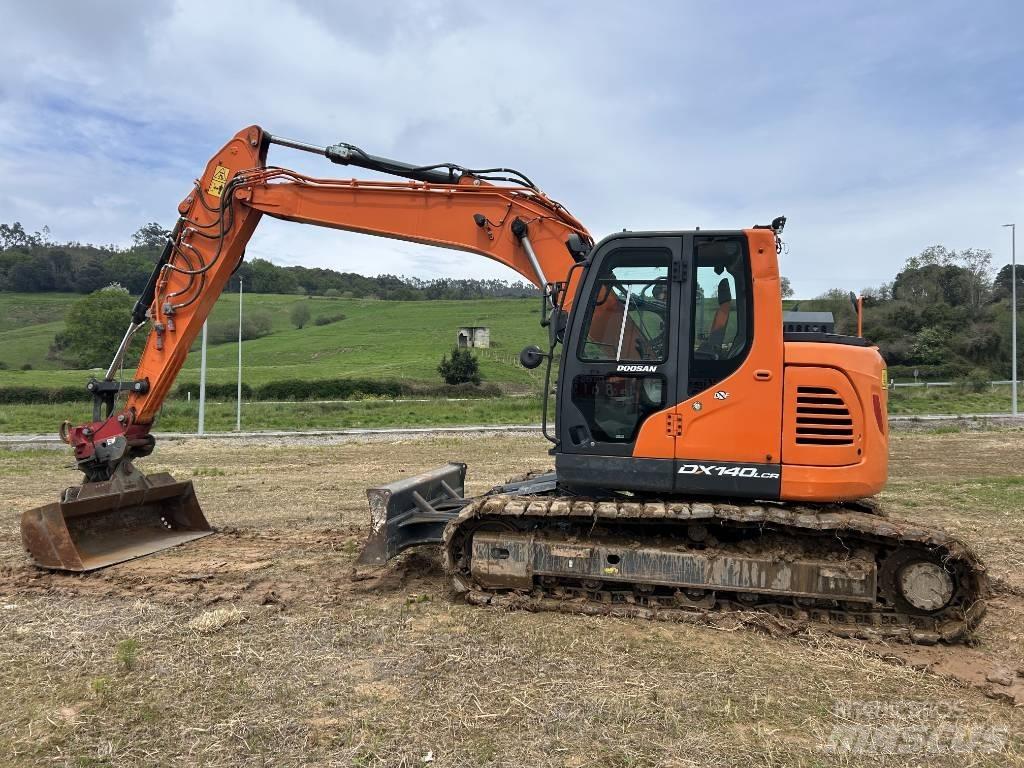 Doosan DX 140 Bageri guseničari