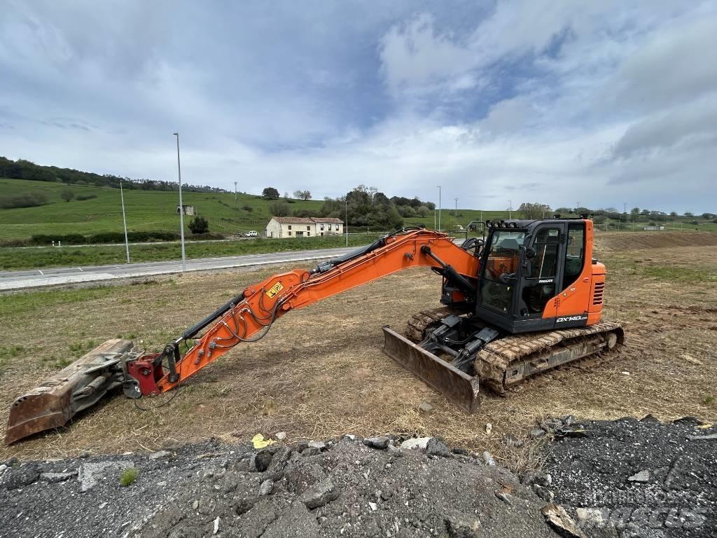 Doosan DX 140 Bageri guseničari