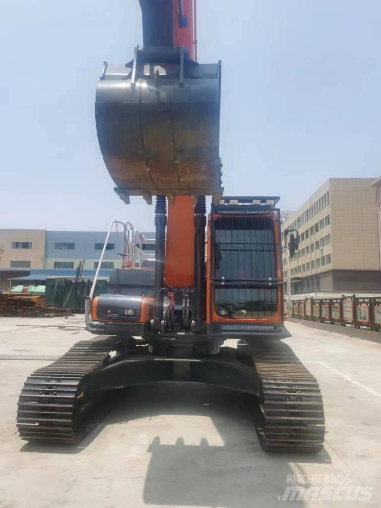 Doosan DX 300 LC Bageri guseničari