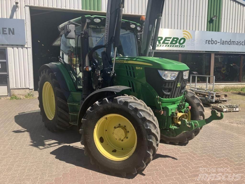 John Deere 6125R Traktori