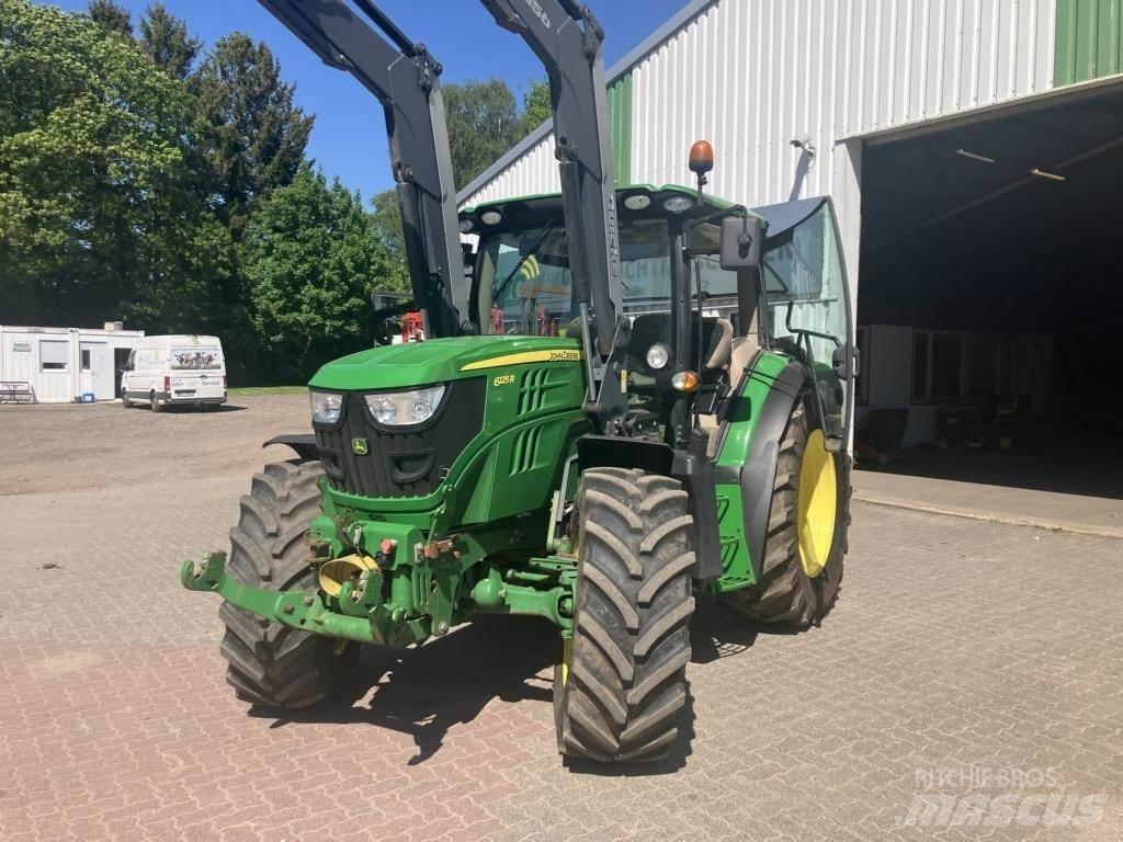 John Deere 6125R Traktori