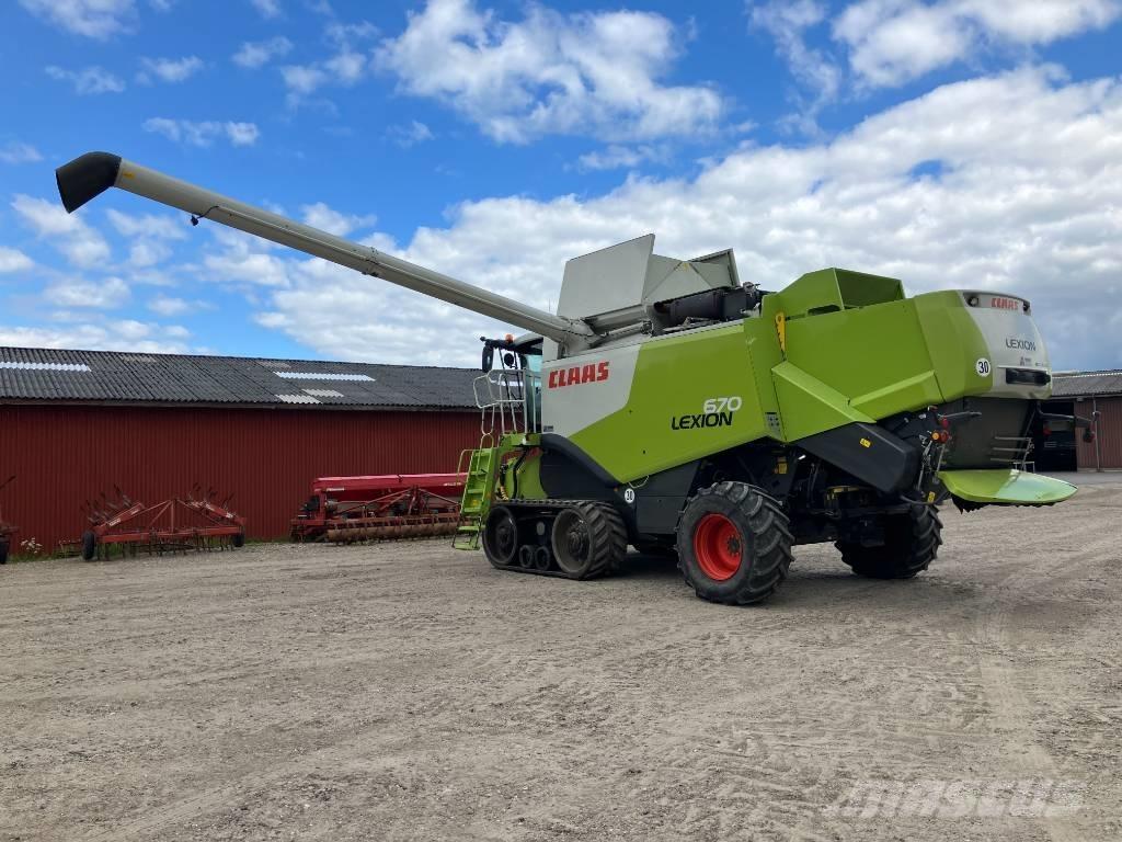 CLAAS LEXION 670 TT Kombajni
