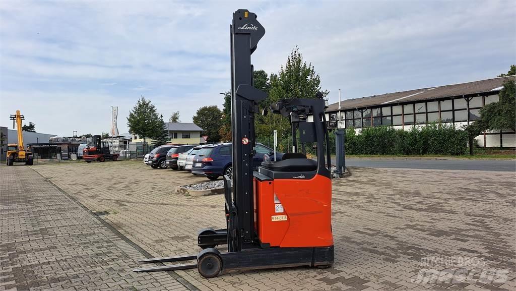 Linde R14 Viljuškari sa pomičnim stupom