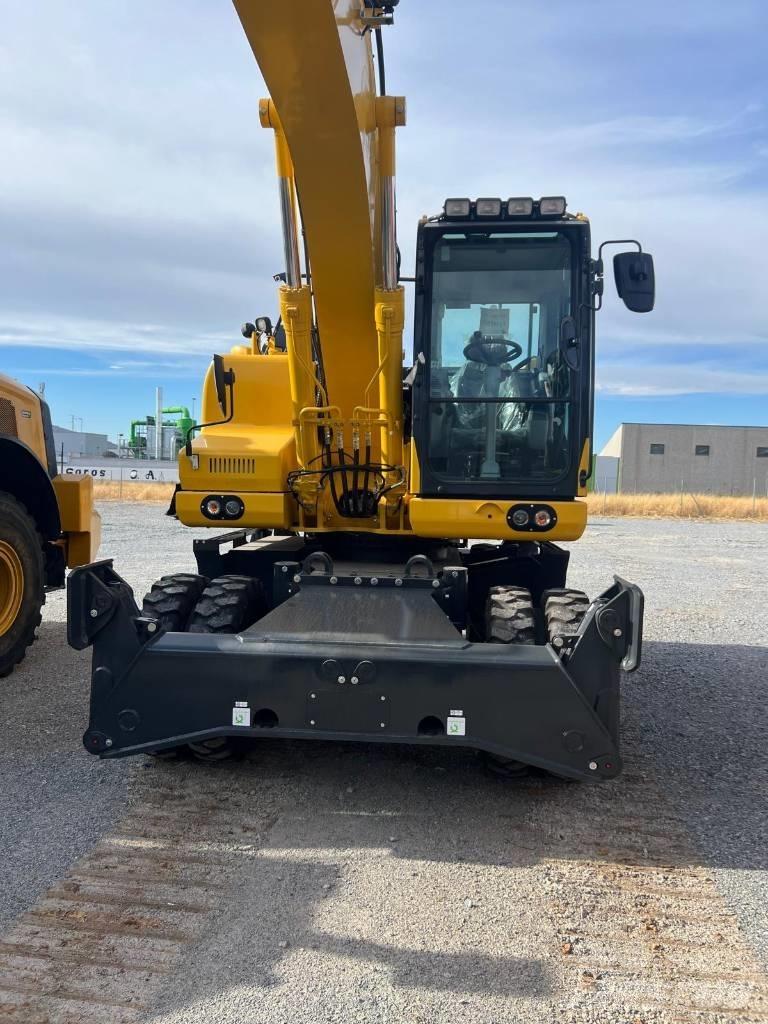 Komatsu PW 180 Bageri točkaši