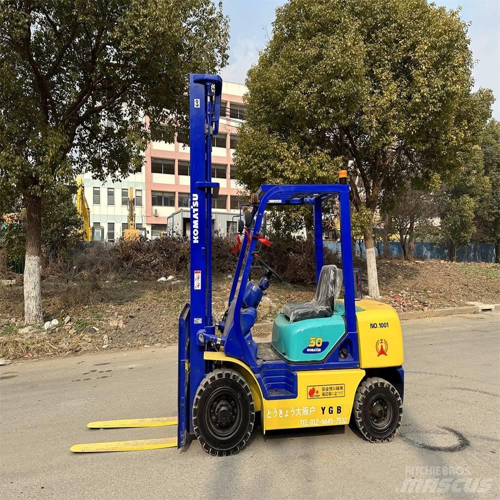 Komatsu FD30-14 Dizelski viljuškari