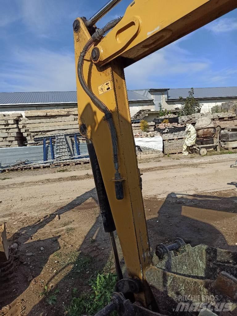 CAT 302.5 C Mini bageri < 7t