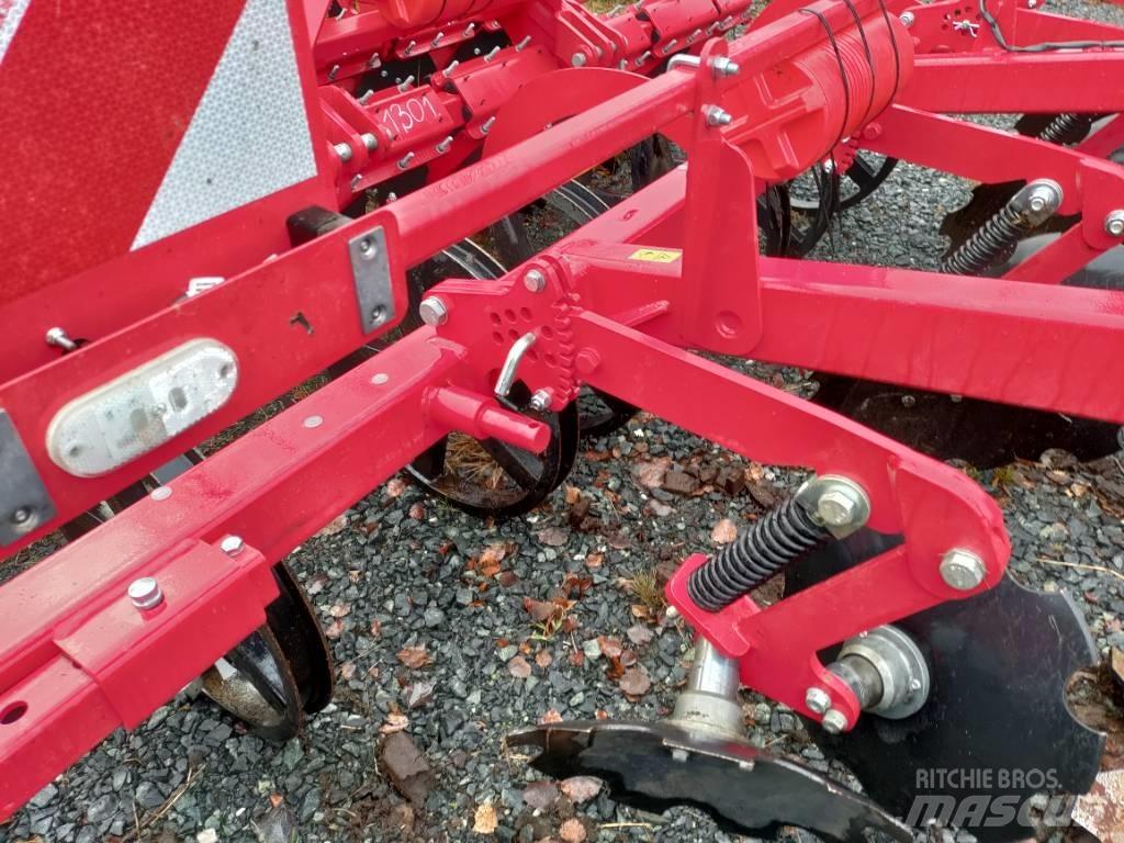 Horsch Terrano 3 FX Kultivatori