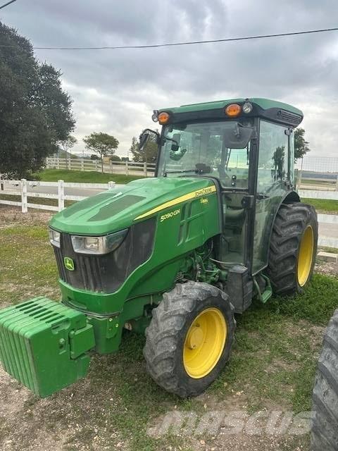 John Deere 5090 GN Traktori