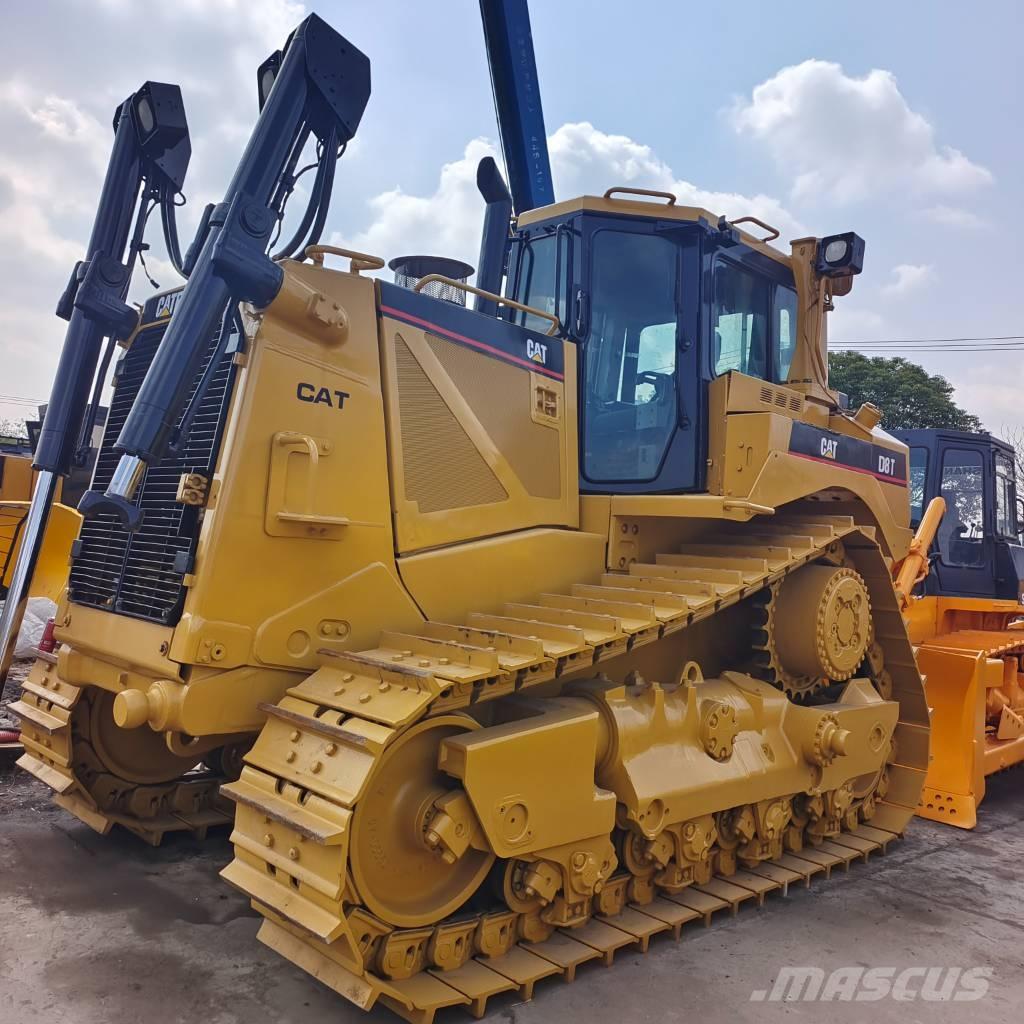 CAT D 8 T Buldožeri guseničari