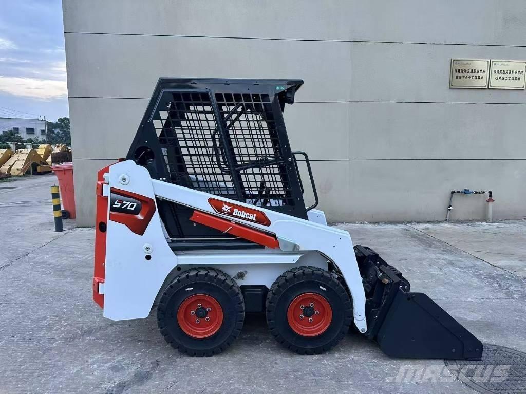 Bobcat S70 Skid steer mini utovarivači