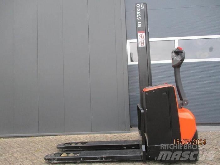 BT SWE 080L Ručni električni viljuškar