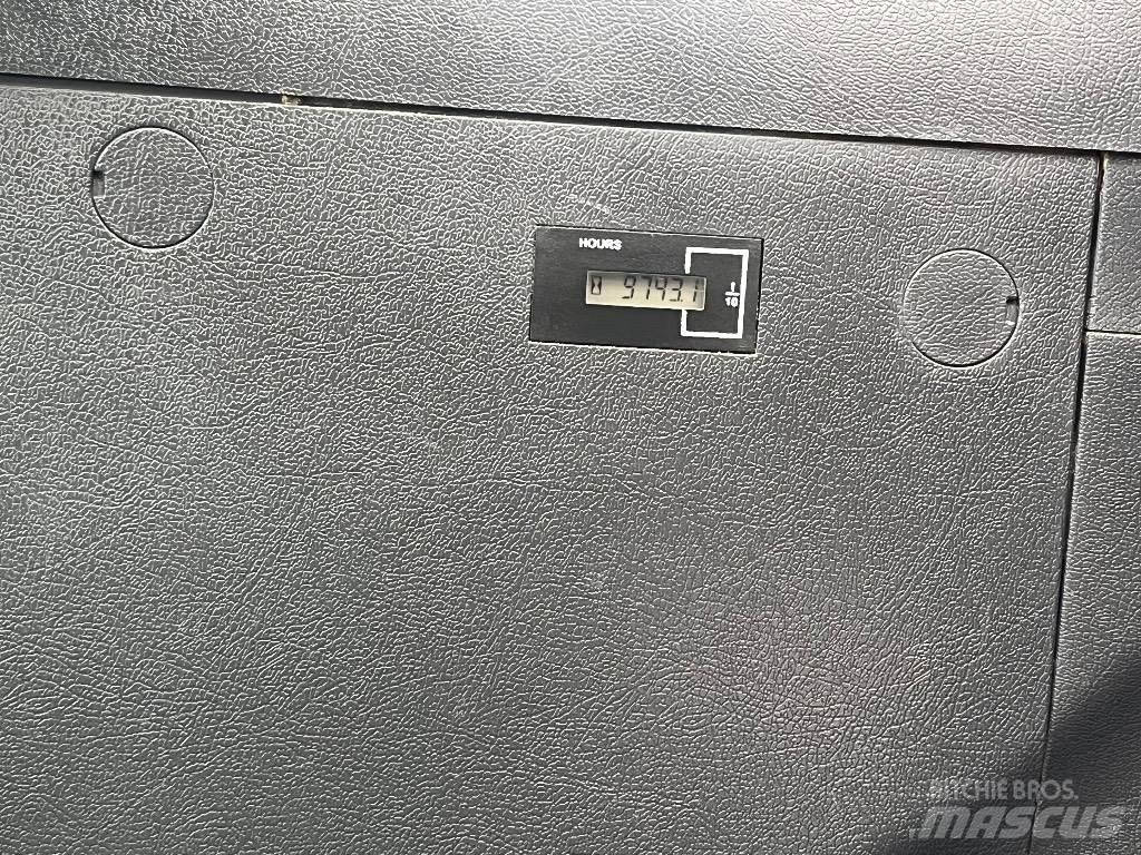 Hyundai HW140 Bageri točkaši