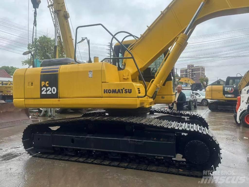 Komatsu PC 220-7 Bageri guseničari