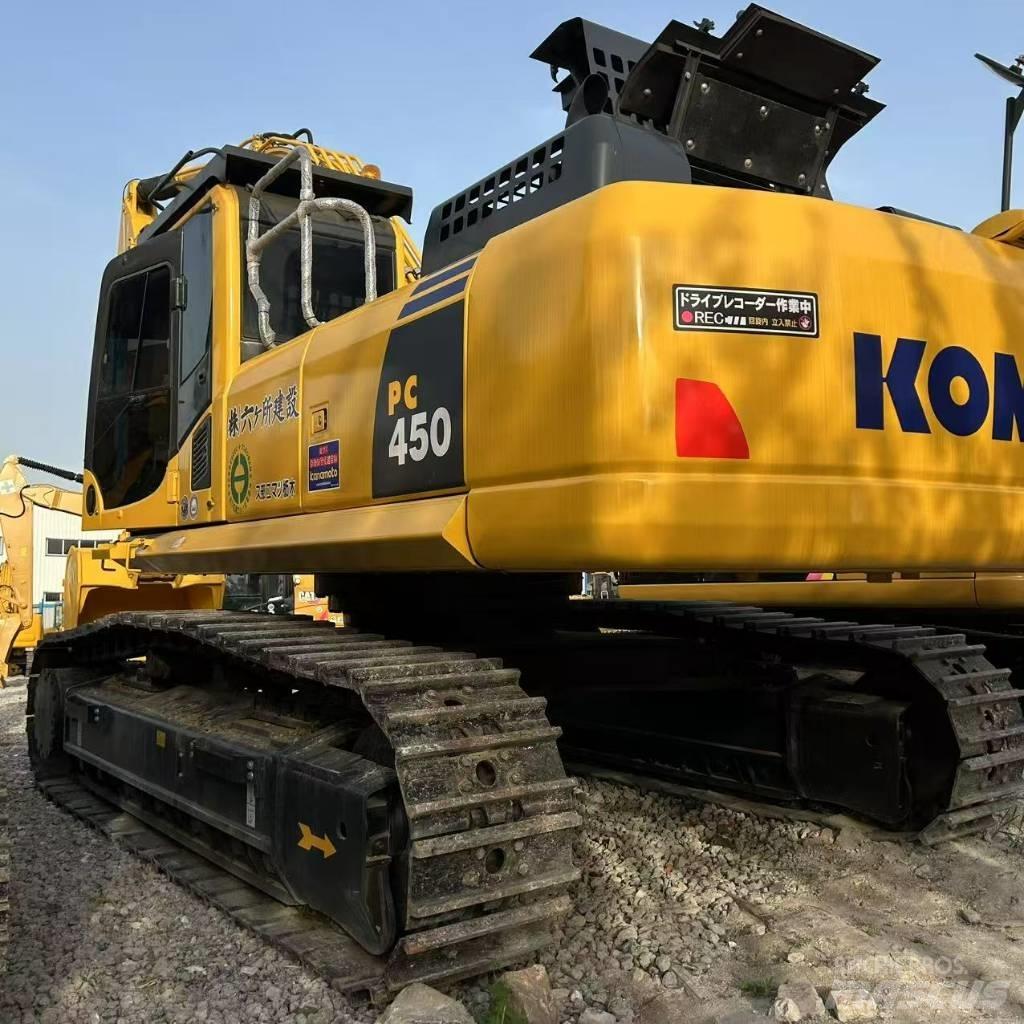 Komatsu 450 Bageri guseničari