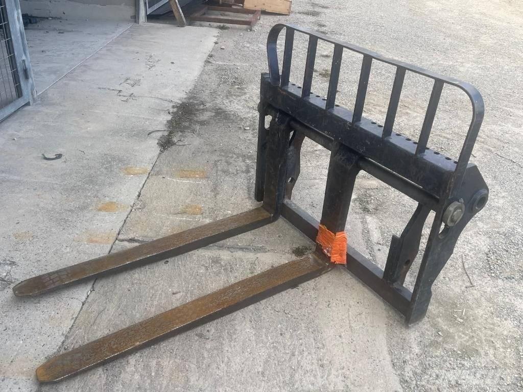 Manitou MT 1335 Teleskopski viljuškari