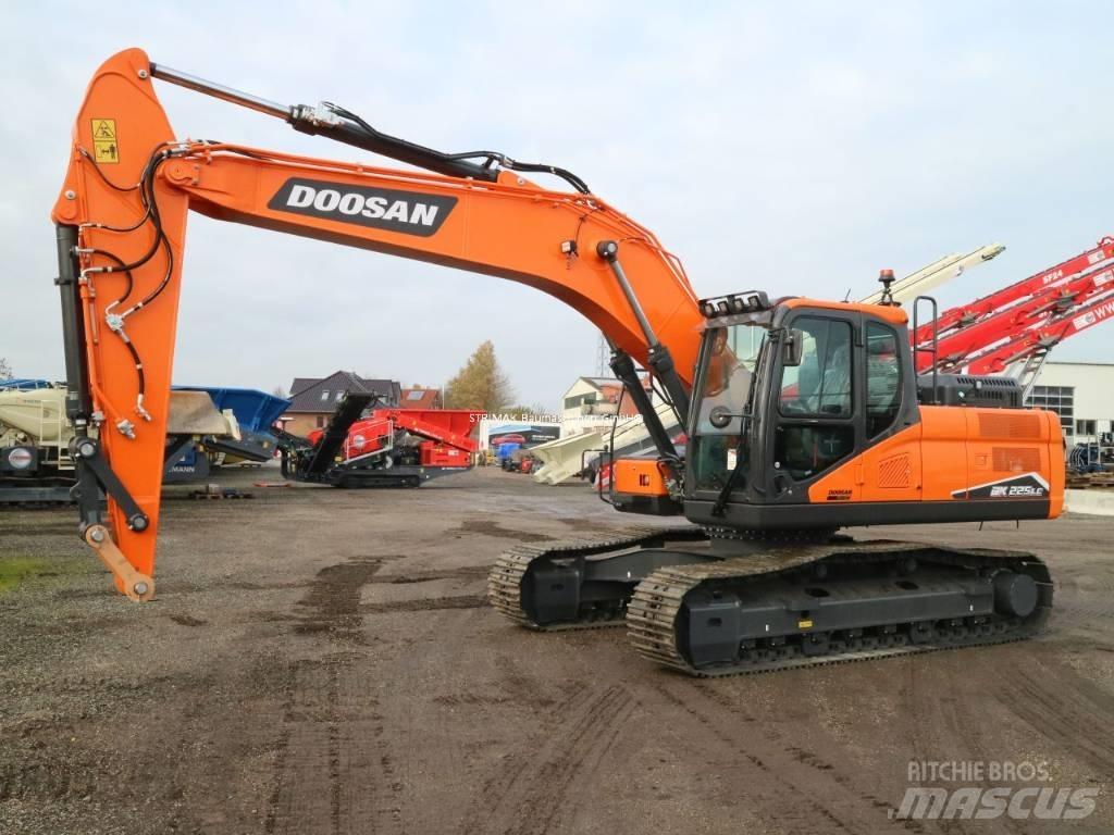 Doosan DX 225 LC-7 Bageri guseničari