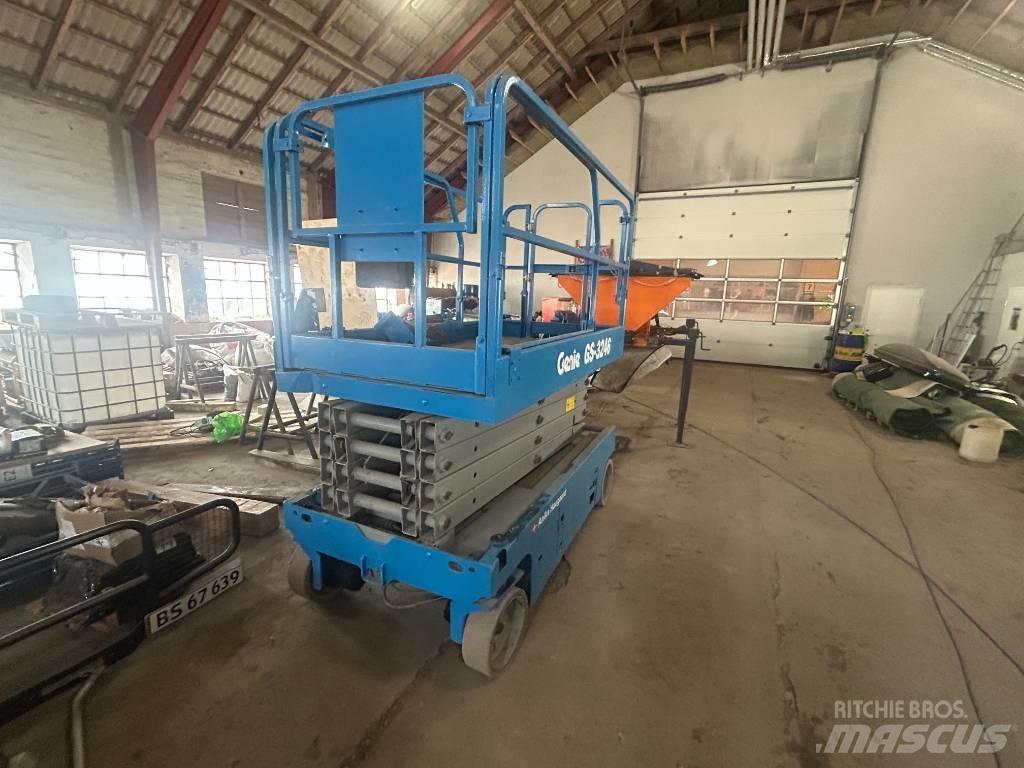 Genie GS3246 Makazaste platforme
