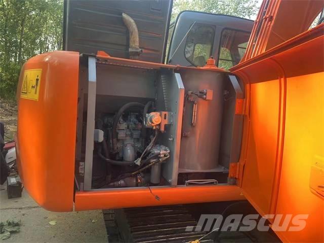 Hitachi EX120 Bageri guseničari