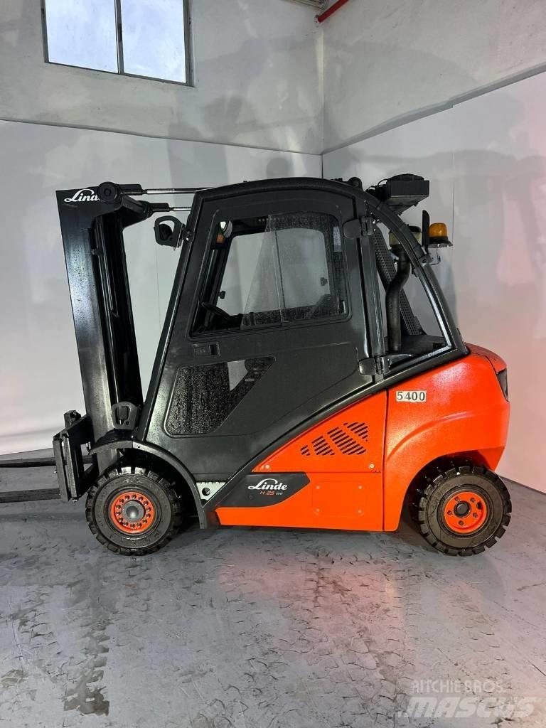 Linde H 25 D Dizelski viljuškari