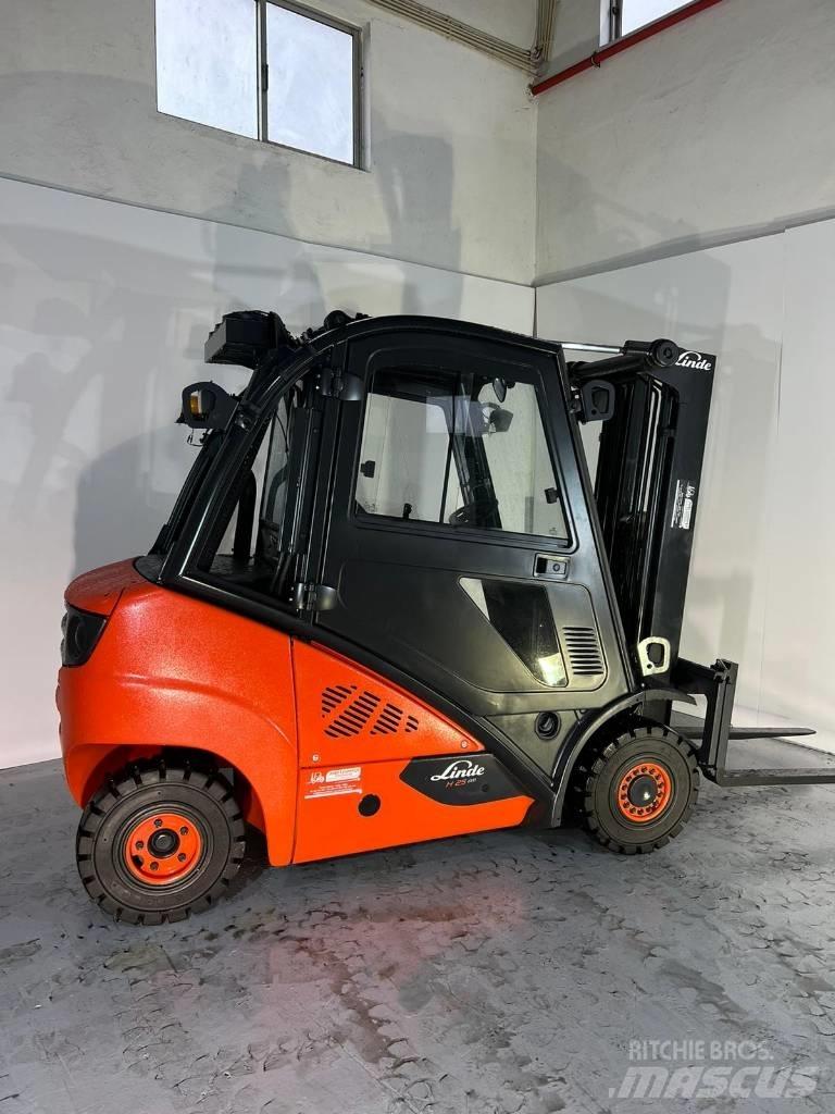 Linde H 25 D Dizelski viljuškari
